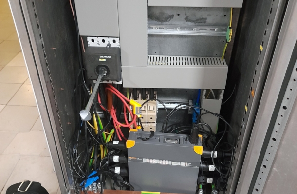 Ověřování zpětného vlivu výkonového měniče